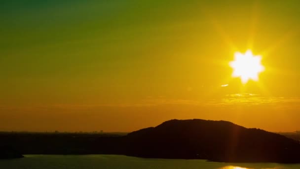 タイムラプスの朝日の出静岡県で湖ハムナ. — ストック動画