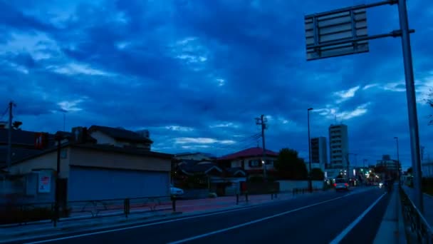 Naplemente idő telik el a belvárosi utcai Nerima, Tokyo — Stock videók