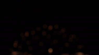 Havai fişek bokeh arkasında Odaiba Tokyo karanlık gökyüzü, gece