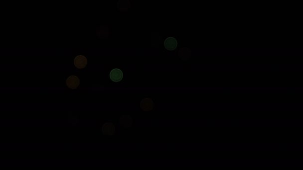 夜お台場東京の暗い空の背後にある花火のボケ味 — ストック動画
