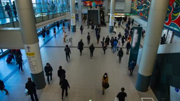 Spaziergänger am Shibuya-Bahnhof im Tokyo-Zeitraffer