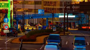 Tokyo alacakaranlık zoom şehir merkezinde şehir sokak bir timelapse