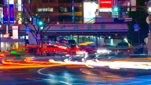 Shibuya Tokyo neon kasabasında gece atlamalı geçiş — Stok video