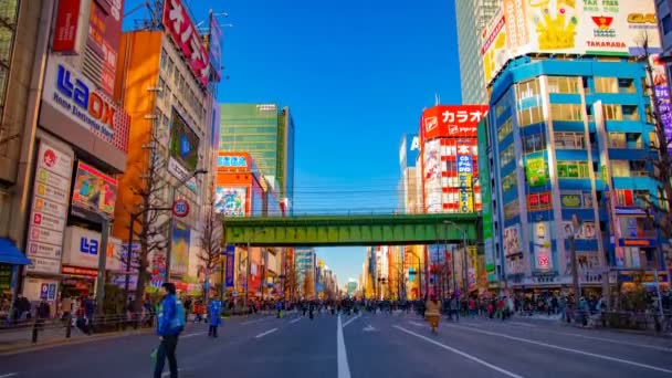 En Timelapse av Downtown Street vid Electric Town i Akihabara Tokyo dagtid wide shot — Stockvideo