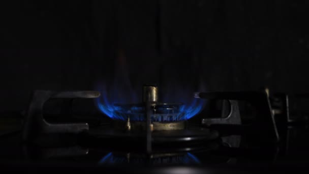 厨房里的热量点火 — 图库视频影像