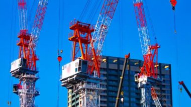 Tokyo zoom yapım aşamasında hareketli vinçler bir zaman atlamalı