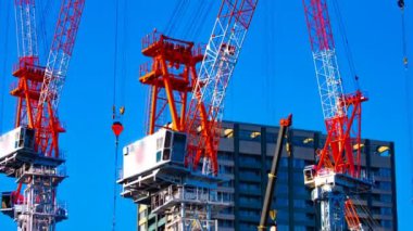 Tokyo zoom yapım aşamasında hareketli vinçler bir zaman atlamalı
