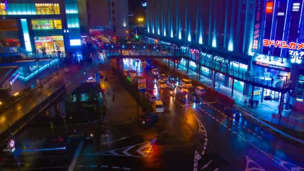 Ένα timelapse του δρόμου στο κέντρο της πόλης στην Οσάκα τη νύχτα σε υψηλή γωνία — Αρχείο Βίντεο