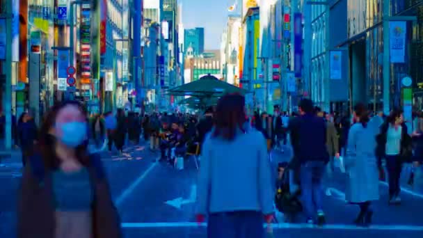 Un timelapse della strada della città nel centro di Ginza Tokyo diurna — Video Stock