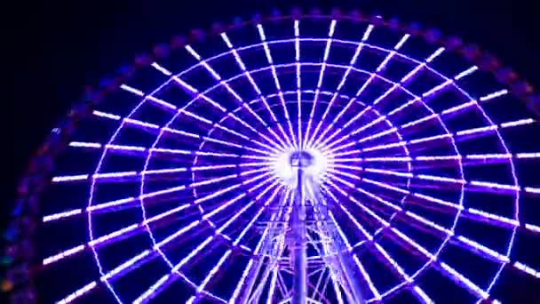 Хронология колеса обозрения в парке развлечений в Токио ночью — стоковое видео