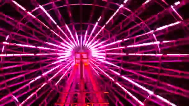 Un timelapse de noria en el parque de atracciones de Tokio por la noche — Vídeos de Stock