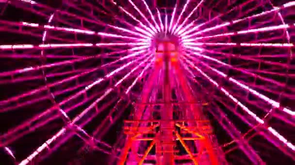 Un timelapse de noria en el parque de atracciones de Tokio por la noche — Vídeos de Stock