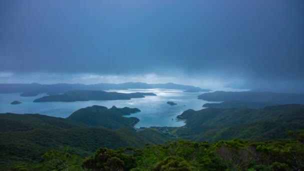 Amami oshima Kagoshima bulutlu mavi okyanus yakınlarındaki Takachiyama gözlemevi bir timelapse — Stok video
