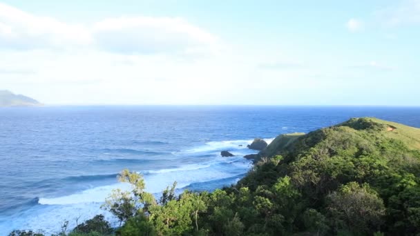 宫崎县在鹿儿岛的蔚蓝海洋附近的海角 — 图库视频影像