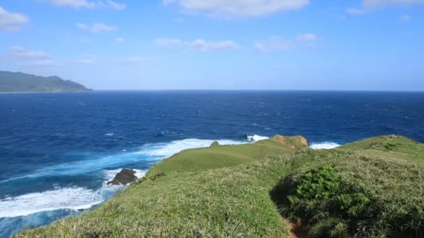 Cypel miyakozaki w pobliżu błękitnego oceanu w Amami Oshima Kagoshima — Wideo stockowe