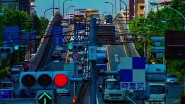 Tokyo 'da Kanpachi Bulvarında şehir Caddesi bir timelapse gündüz geniş çekim