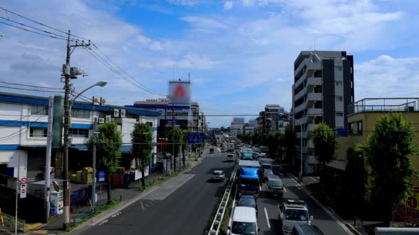 Downtown street at Kanpachi avenue in Tokyo daytime wide shot — Stock Video