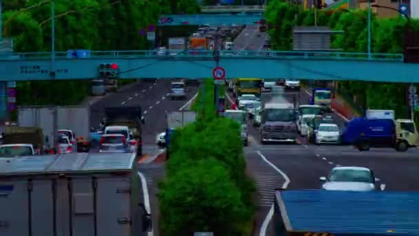 Ένα timelapse της οδού αυτοκινήτων σε Kanpachi avenue στο Τόκιο ημέρα ευρύ πλάνο — Αρχείο Βίντεο