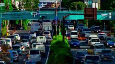 Tokyo 'da Kanpachi Bulvarı' ndaki otomobil sokağının zaman çizelgesi.