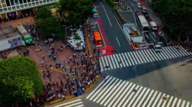 Tokyo yüksek açı geniş atış Shibuya geçişinde bir timelapse