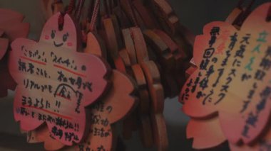 Tokyo'daki Ikegami honmonji tapınağında adak tabletleri