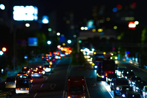 Uma rua noturna no centro da cidade em Setagaya Tokyo tilt shift — Fotografia de Stock