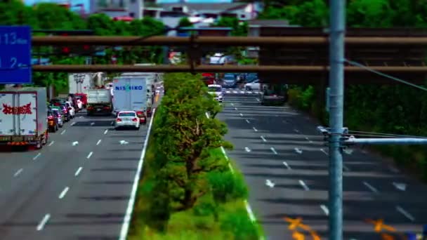 Un timelapse della strada del centro di Kanpachi avenue a Tokyo giorno tilt-shift — Video Stock