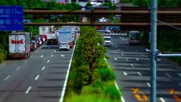 Tokyo gündüz tilt-shift Kanpachi caddesinde şehir caddesi bir timelapse — Stok video