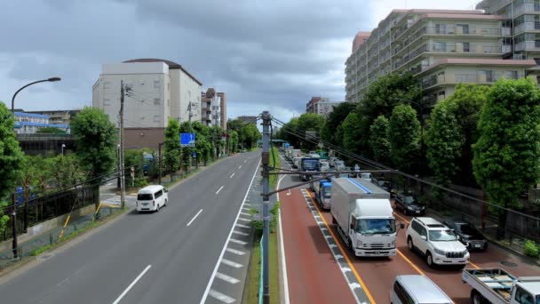 Una calle del centro en la avenida Kanpachi en Tokio durante el día — Vídeo de stock