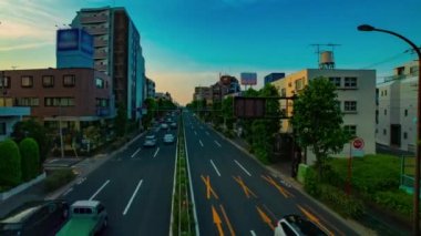 Tokyo 'da Kanpachi Bulvarında şehir Caddesi bir timelapse gündüz geniş çekim