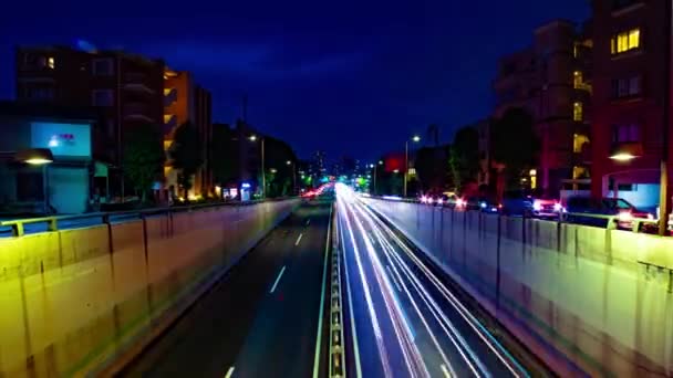 世田谷東京の繁華街の街路の夜のタイムラプス — ストック動画