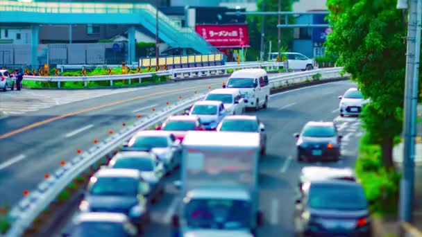 Un timelapse di strada in miniatura al viale Kanpachi a Tokyo tiltshift diurno — Video Stock