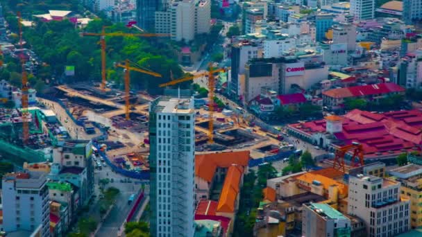 Et time-lapse af kraner under opførelse i Ho Chi Minh høj vinkel panorering – Stock-video