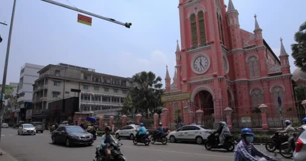 Traffic jam at Tan Dinh church in Ho Chi Minh wide shot — Stock Video