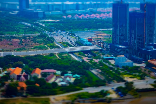 Ho Chi Minh yüksek açılı kalabalık bir kasabada küçük bir trafik sıkışıklığı. — Stok fotoğraf