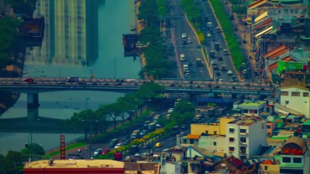 Een tijdspanne van de verkeersopstopping in de drukke stad in Ho Chi Minh hoge hoek lange schot — Stockvideo