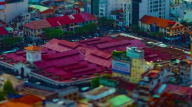 Ho Chi Minh Vietnam 'daki Ben Thanh pazarındaki minyatür caddenin zaman çizelgesi.