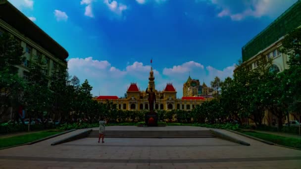 A városkép időzónája a Nguyen Hue utcában Ho Chi Minh-ben — Stock videók