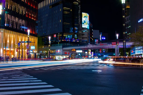 Gece Ginza Tokyo 'da şehir merkezinde bir sokak — Stok fotoğraf