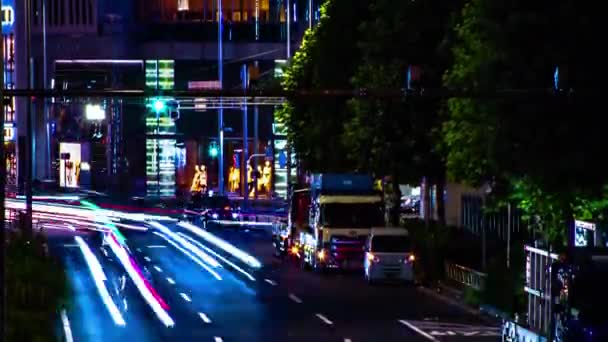 Uma cronologia noturna da rua urbana da cidade em Aoyama inclinação tiro longo — Vídeo de Stock