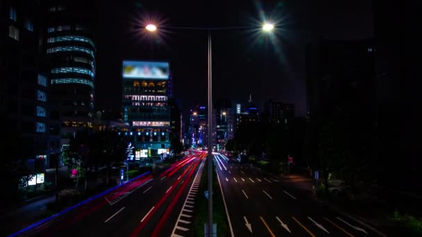 青山ワイドショット傾きの都市の街の夜の経過 — ストック動画
