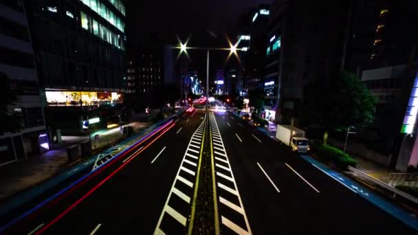 青山ワイドショット傾きの都市の街の夜の経過 — ストック動画