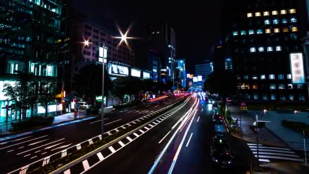 En natt timelapse av stadens gata i Aoyama bred skott zoom — Stockvideo