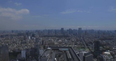 Tokyo yüksek açılı Roppongi bölgesinde panoramik şehir manzarası