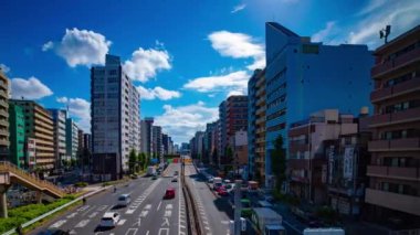 Tokyo şehir merkezindeki trafik sokağının zaman çizelgesi.