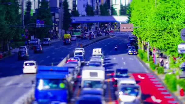 Un timelapse de tráfico en miniatura en la calle urbana de Tokio tiltshift — Vídeo de stock