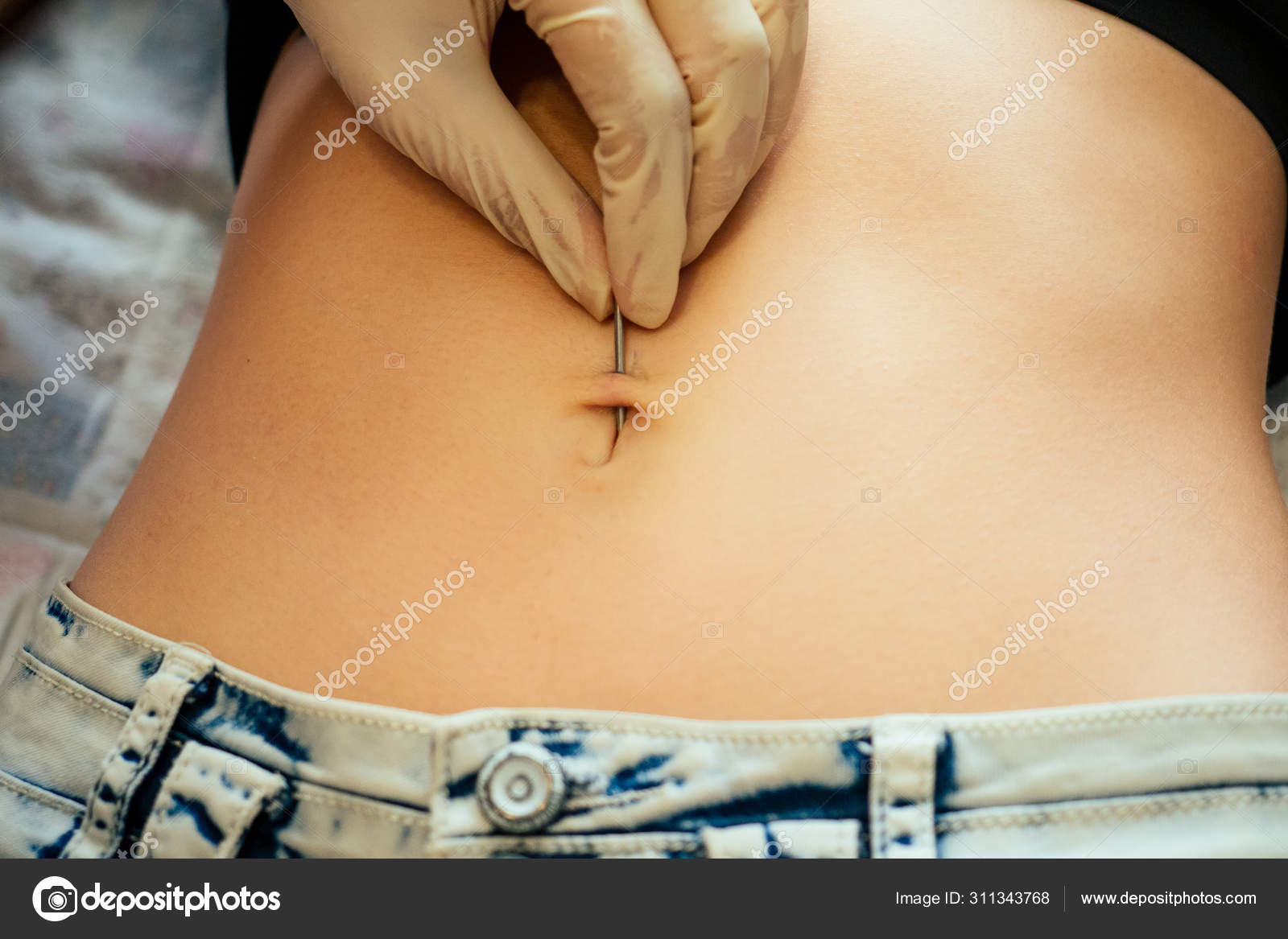 NEW/Celebrity Swelling Circulation Item] Retinity Ear Therapy Ear  Acupressure Patch 1 | Kgifts.shop, image size:1600x1167