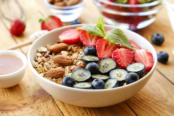 Serving Option Granola Bowl Mix Nuts Cereals Fruits Berries Greek — Stock Photo, Image