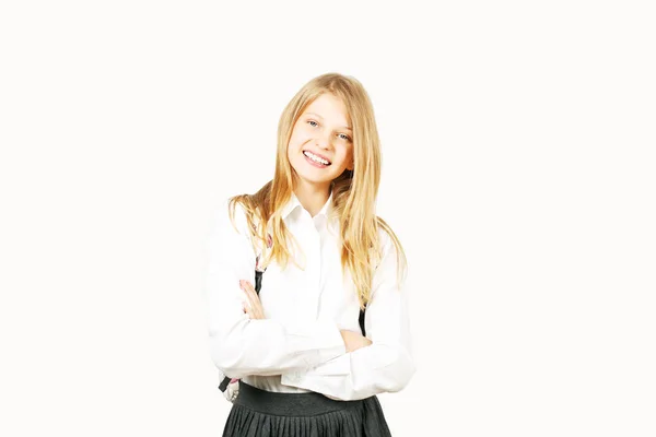 Mooi Blond Tienermeisje Met Charmante Glimlach Schoolmeisje Uniform Dragen Geplooid — Stockfoto