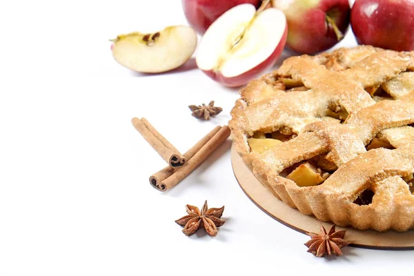Traditionnel Américain Merci Donner Tarte Pommes Entières Coupées Deux Bâtonnets — Photo